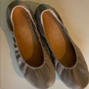 Tieks beige size 9
